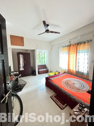 3 BEDROOM FLAT FOR RENT FROM 1st DECEMBER 2025